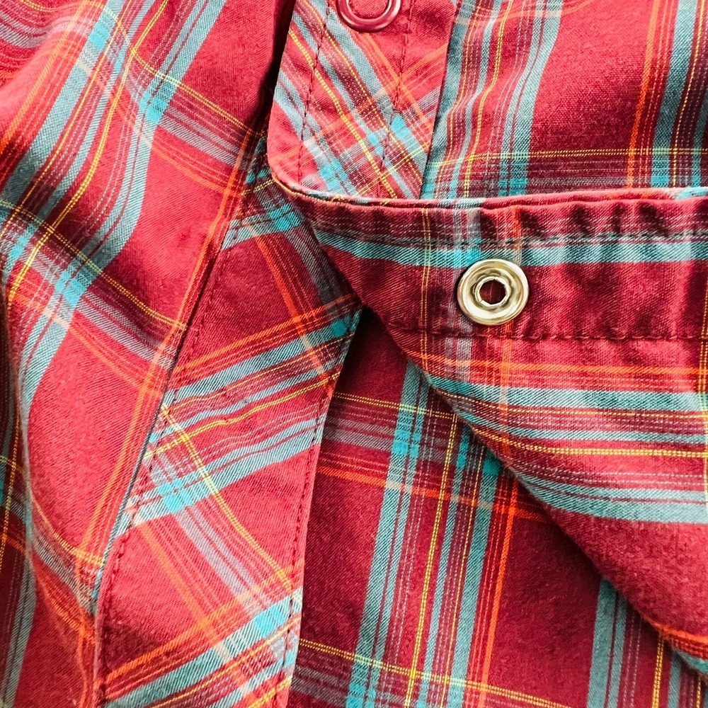 Mountain Hardwear Maroon w/ Blue & Yellow Check Short Sleeve Snap Up Size Large - Picture 5 of 6
